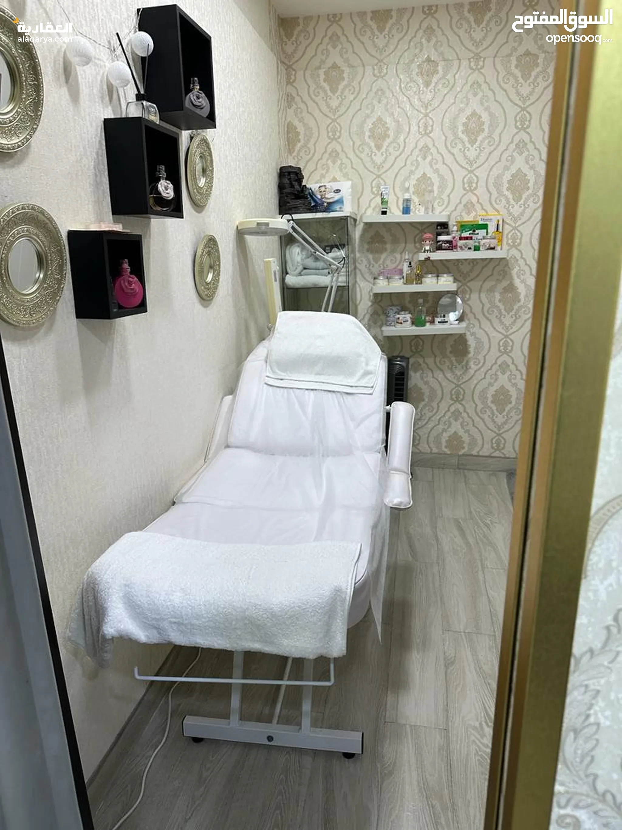 #صالون نسائي للبيع .. Ladies Salon for sale