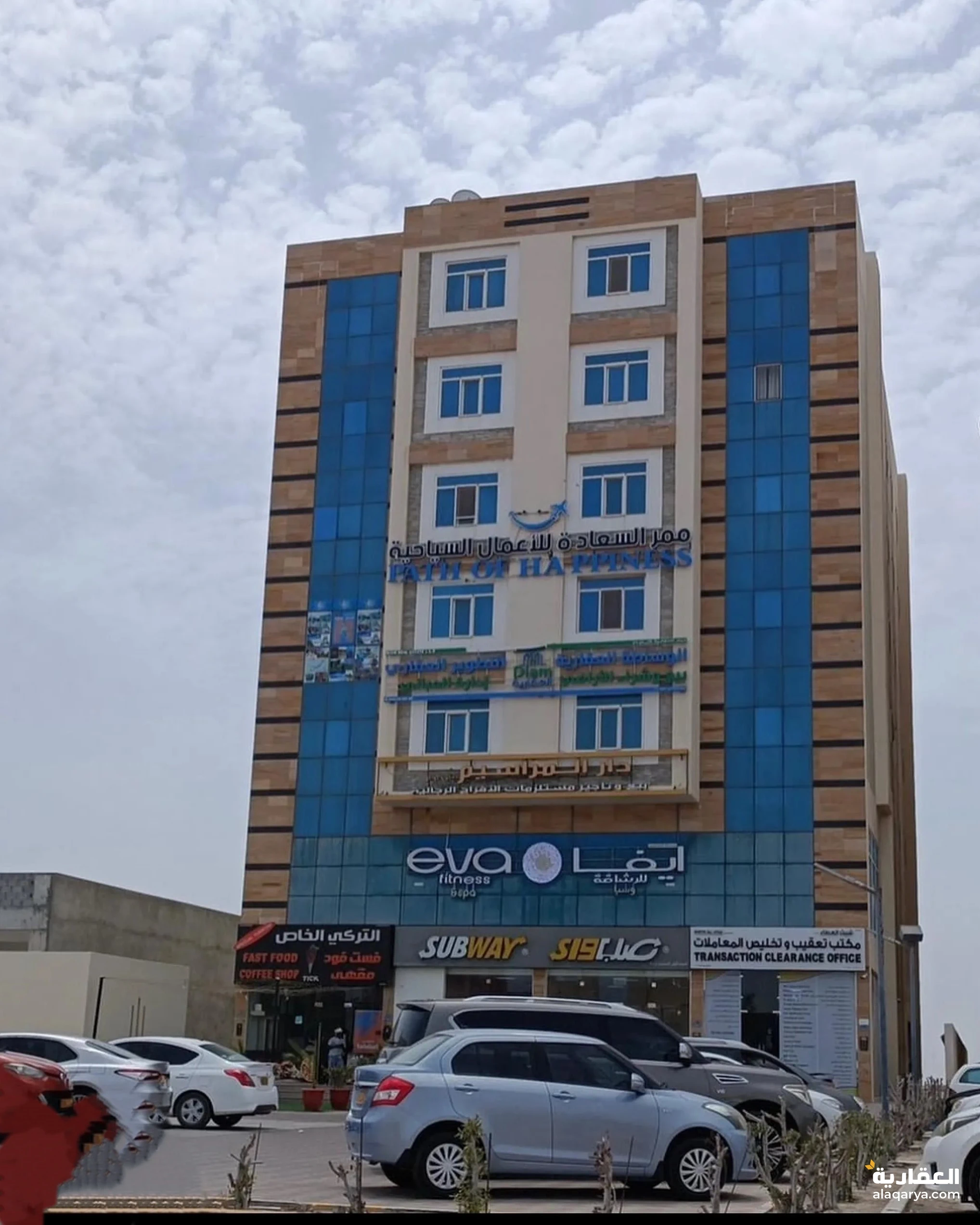 #للبيع محل على الخط الاول المعبيلة السابعة (دخل مميز)