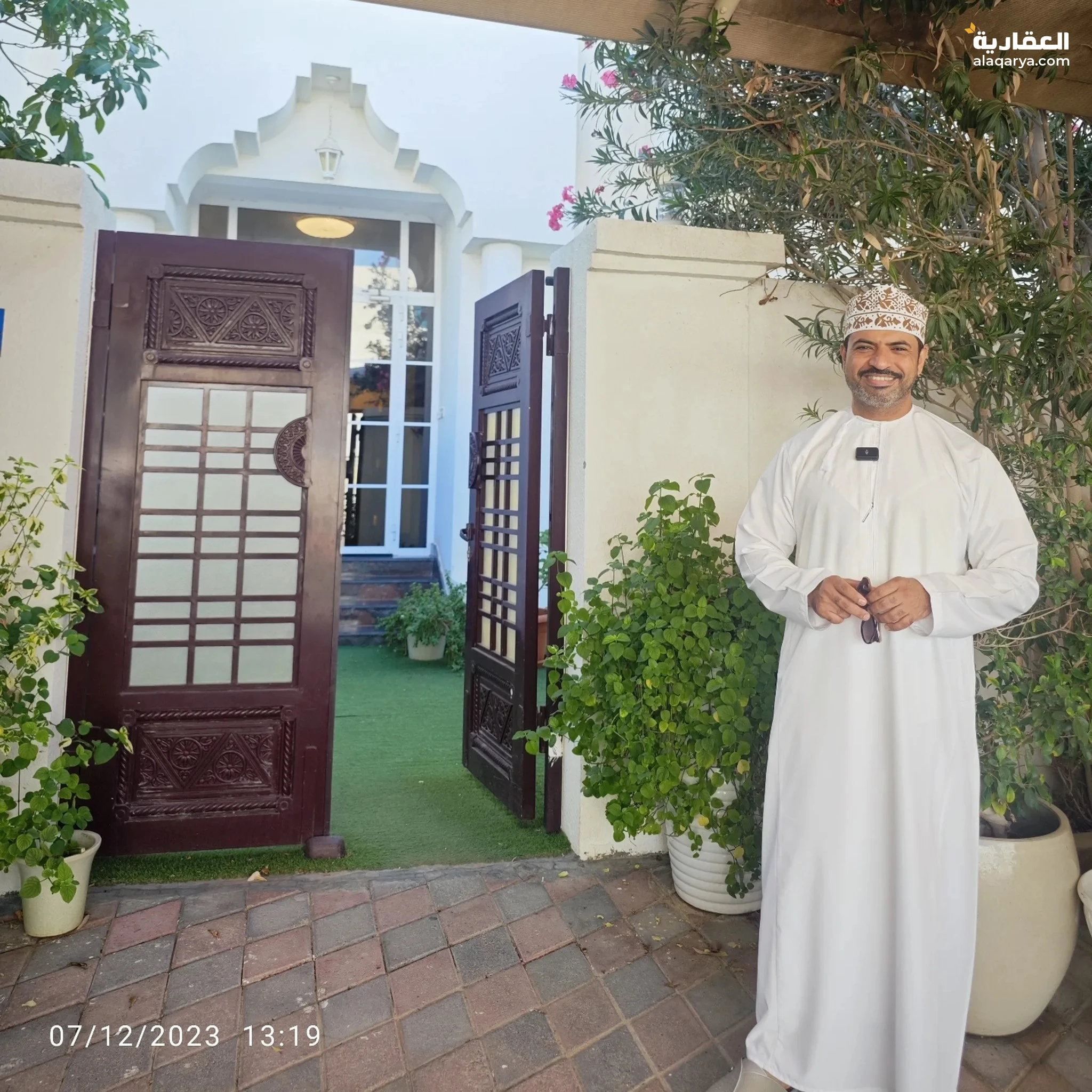 #فيلا بالخوض7 كبيرة مع الاثاث الراقي كامل (يوجد فيديو)