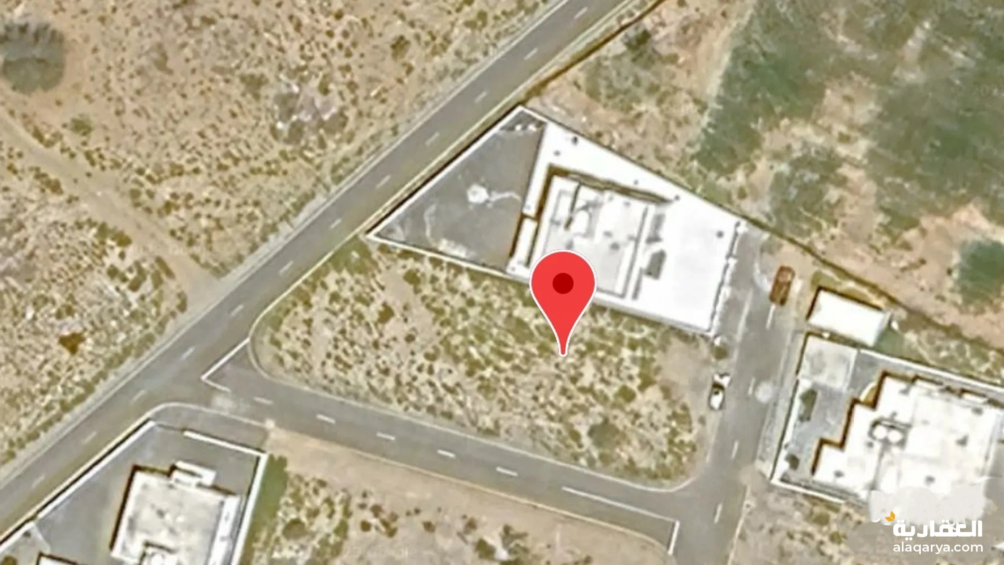 #‏أرض سوبر كورنر في موقع مميز ومساحة مميزة- النعمان بركاء