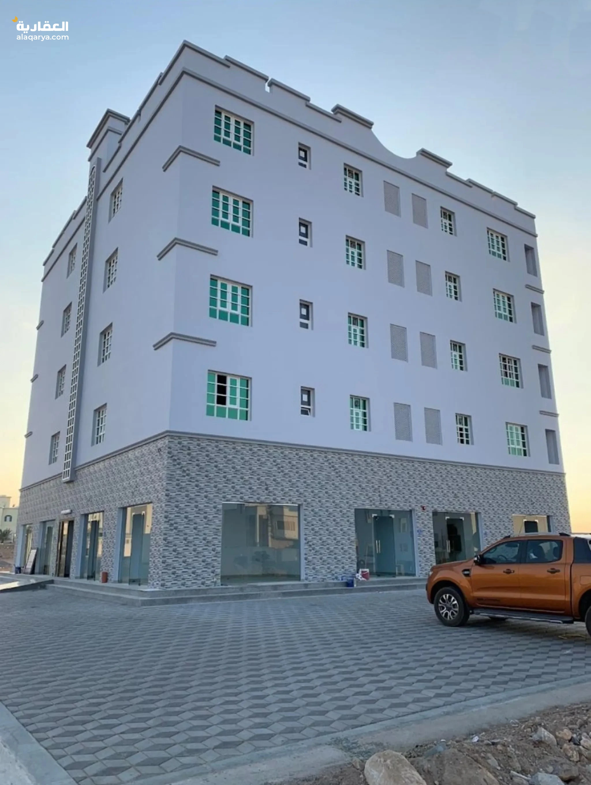 #انا المالك شقه للبيع معبيله الثامنه حي الزعفرانيه