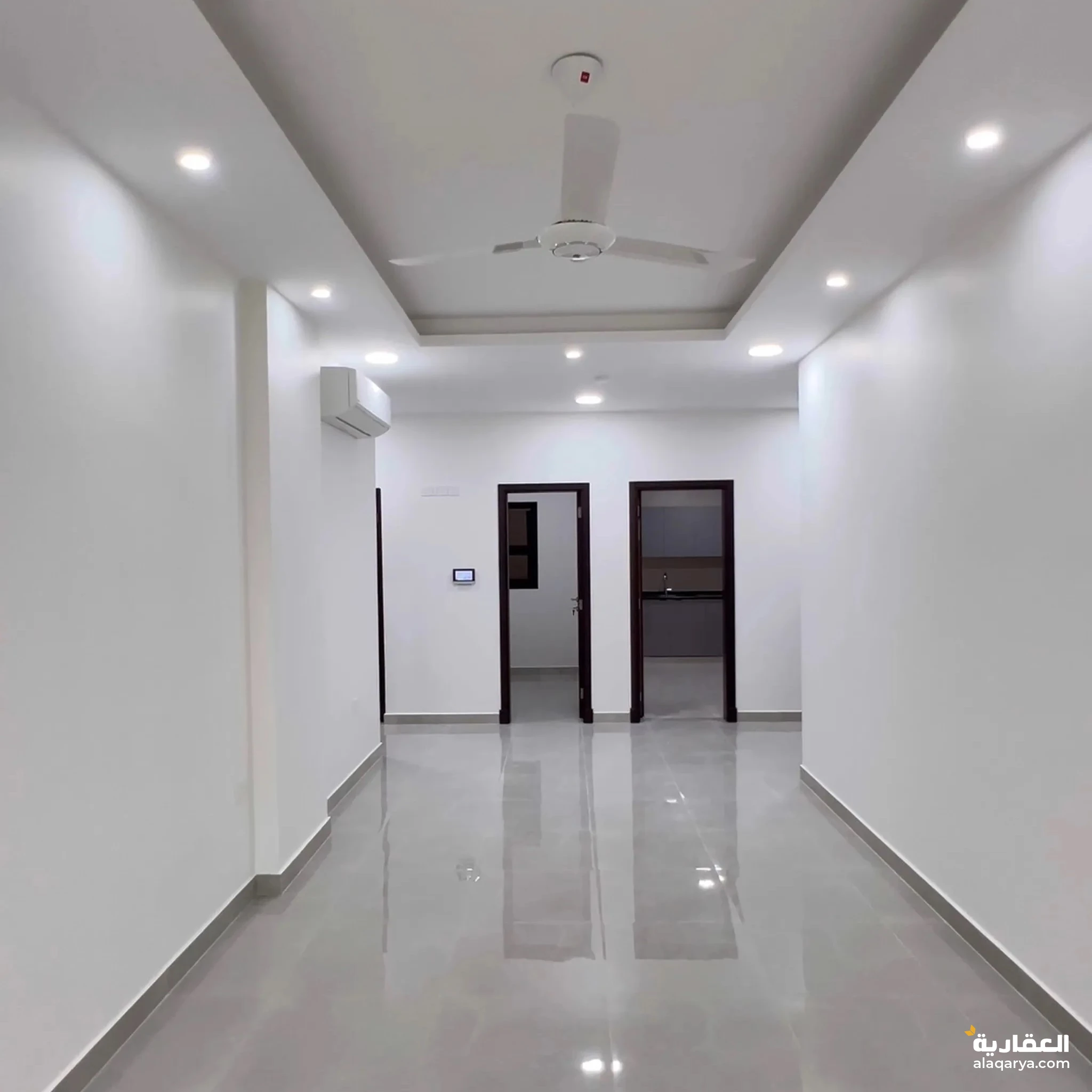 #شقق للبيع / (نموذج الغرفة و صالة ) بوشر منطقة جامع محمد الامين / شارع المها