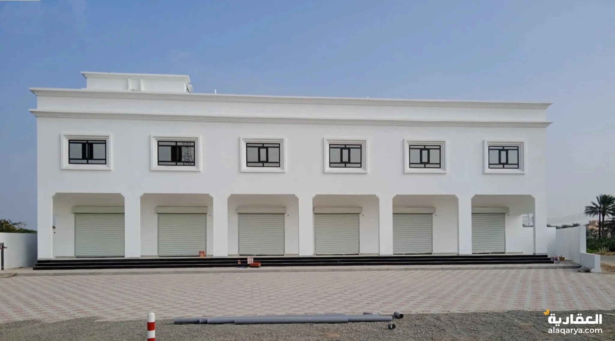 #بناية في الخضراء جديدة ع الشارع العام للبيع