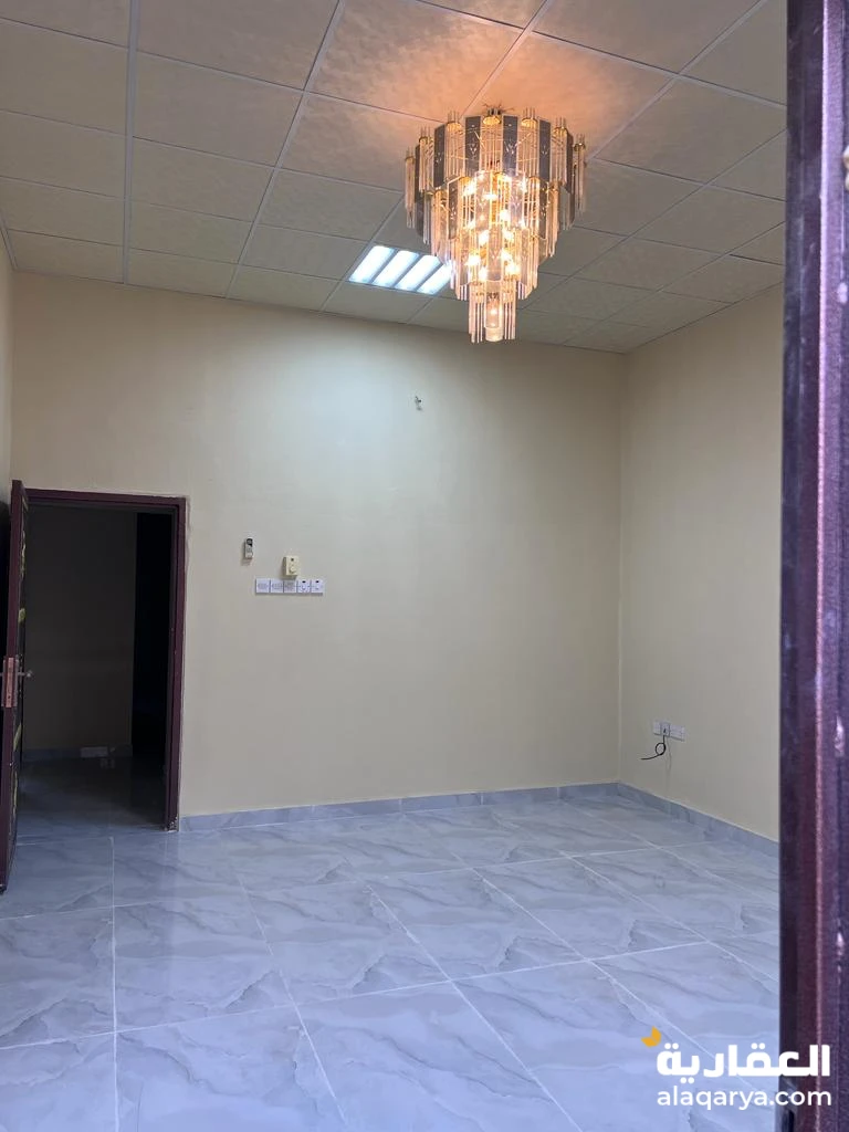 شقة أرضية للإيجار الشهري