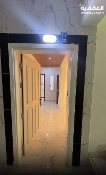 #شقه سكني تجاري وبتشطيب راقي بالمعبيله خلف نيستو