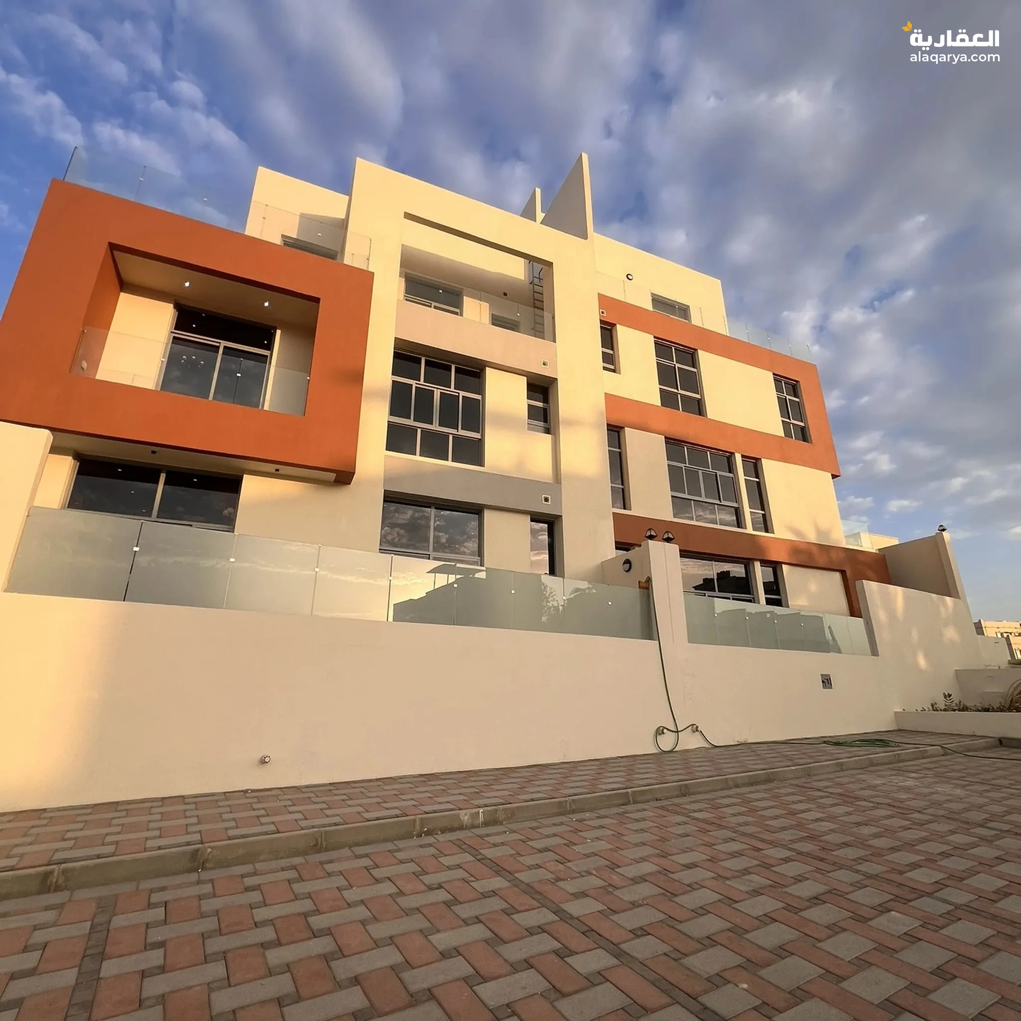 #فيلا فاخرة في مرتفعات الأنصب بتصميم عصري