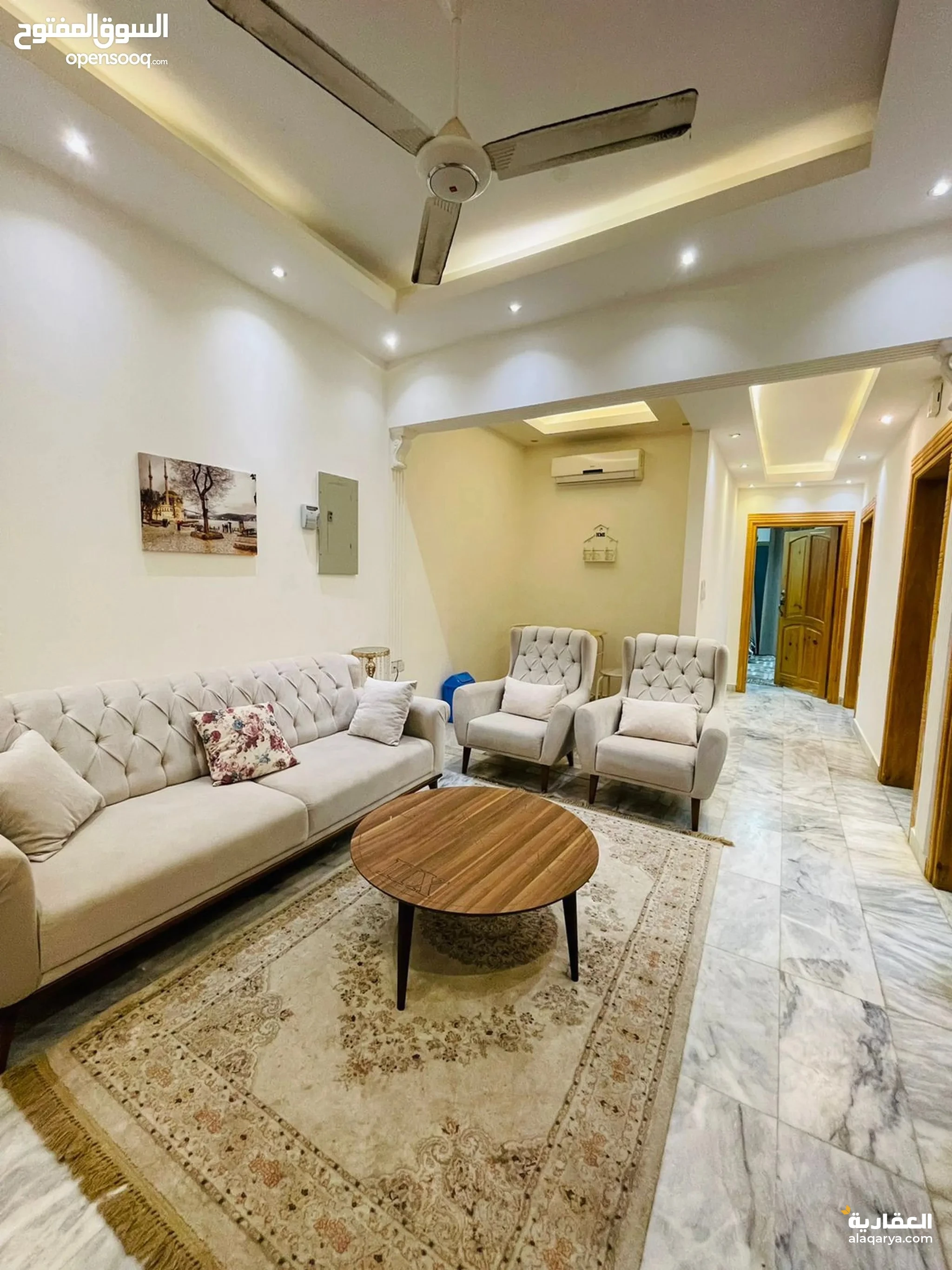 #شقة مفروشة مؤجرة للبيع مباشر مع موقف خاص.