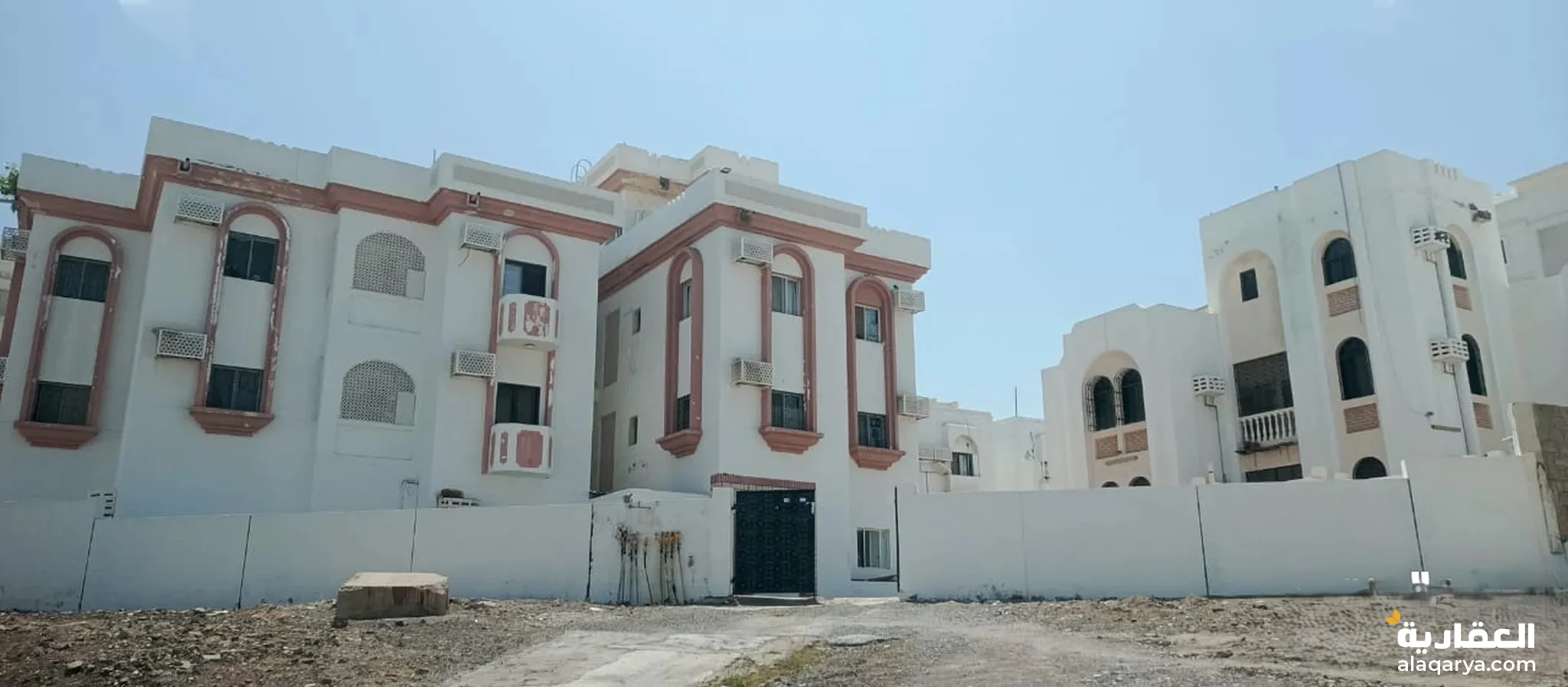 #بيت للبيع مطرح بيت الفلج الاستخدام شقق فندقية