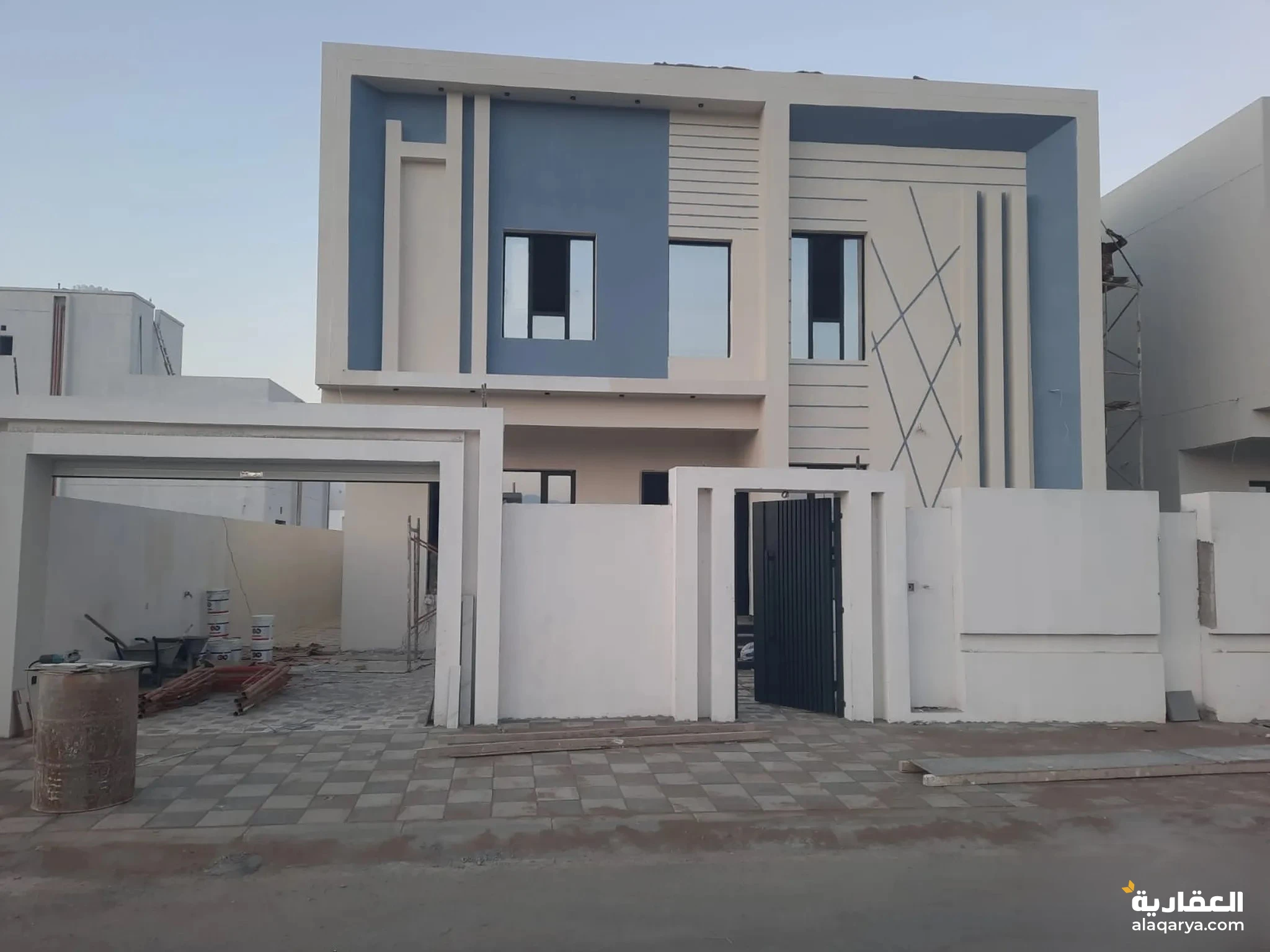 #(تم تخفيض السعر ) للبيع توين فيلا راقيات جدا في بركاء الهرم ( فرصة ما تتعوض )