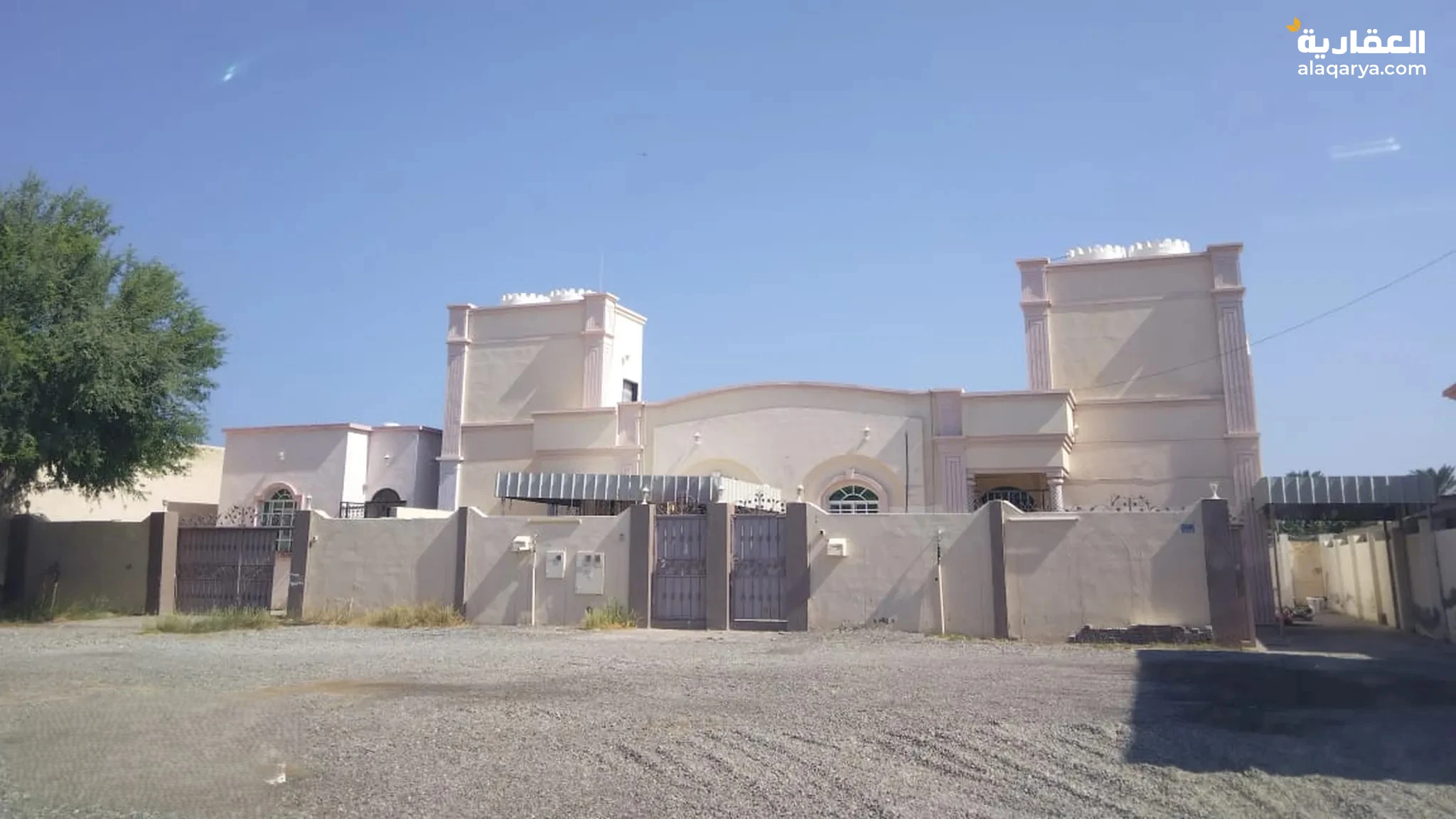 #مبنى سكني للبيع في صحار