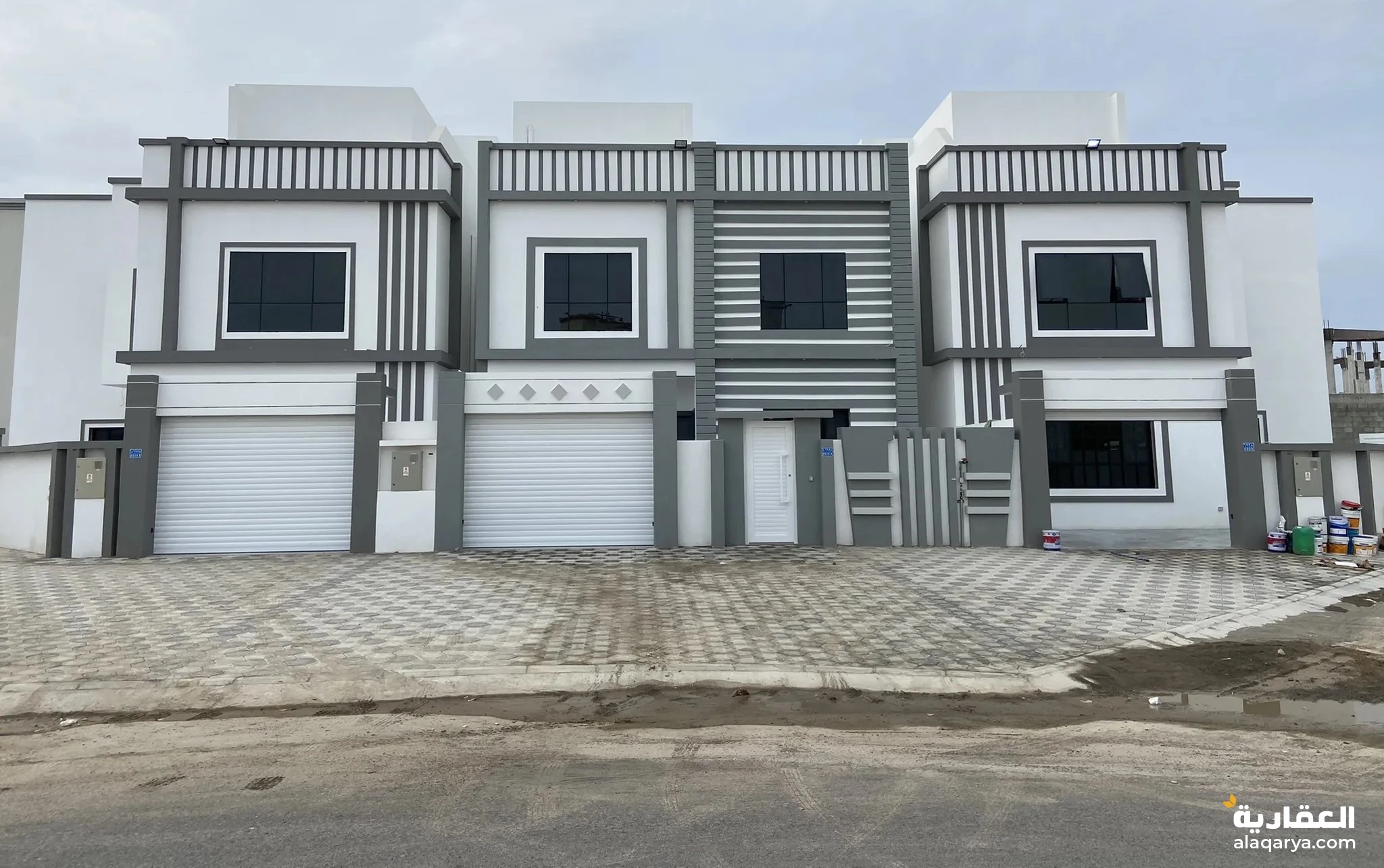 #فيلا راقية للبيع في المعبيلة الثامنة