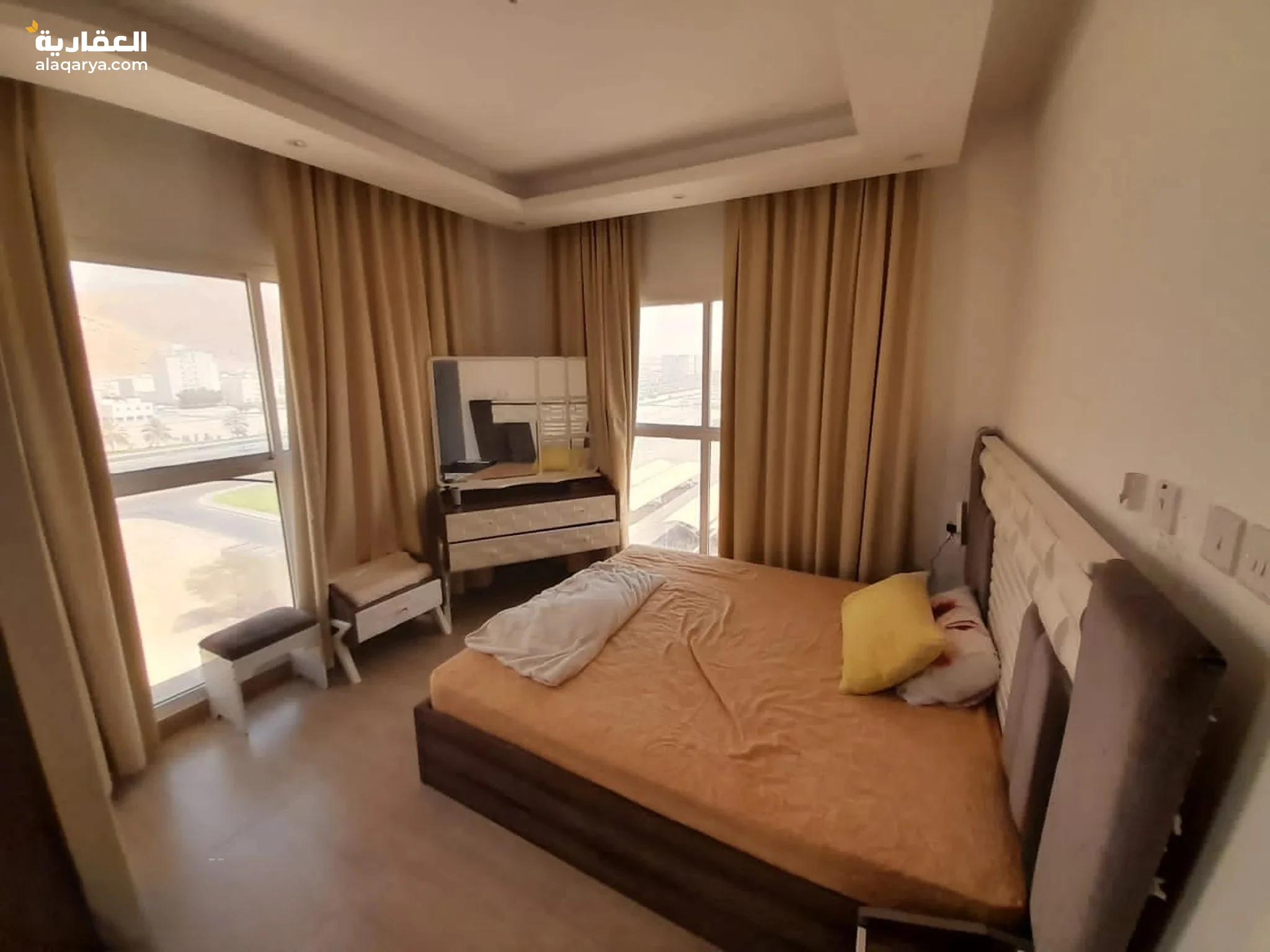 #للبيع شقة سكنية بإطلالة جميله في العامرات المحج بجانب اللولو