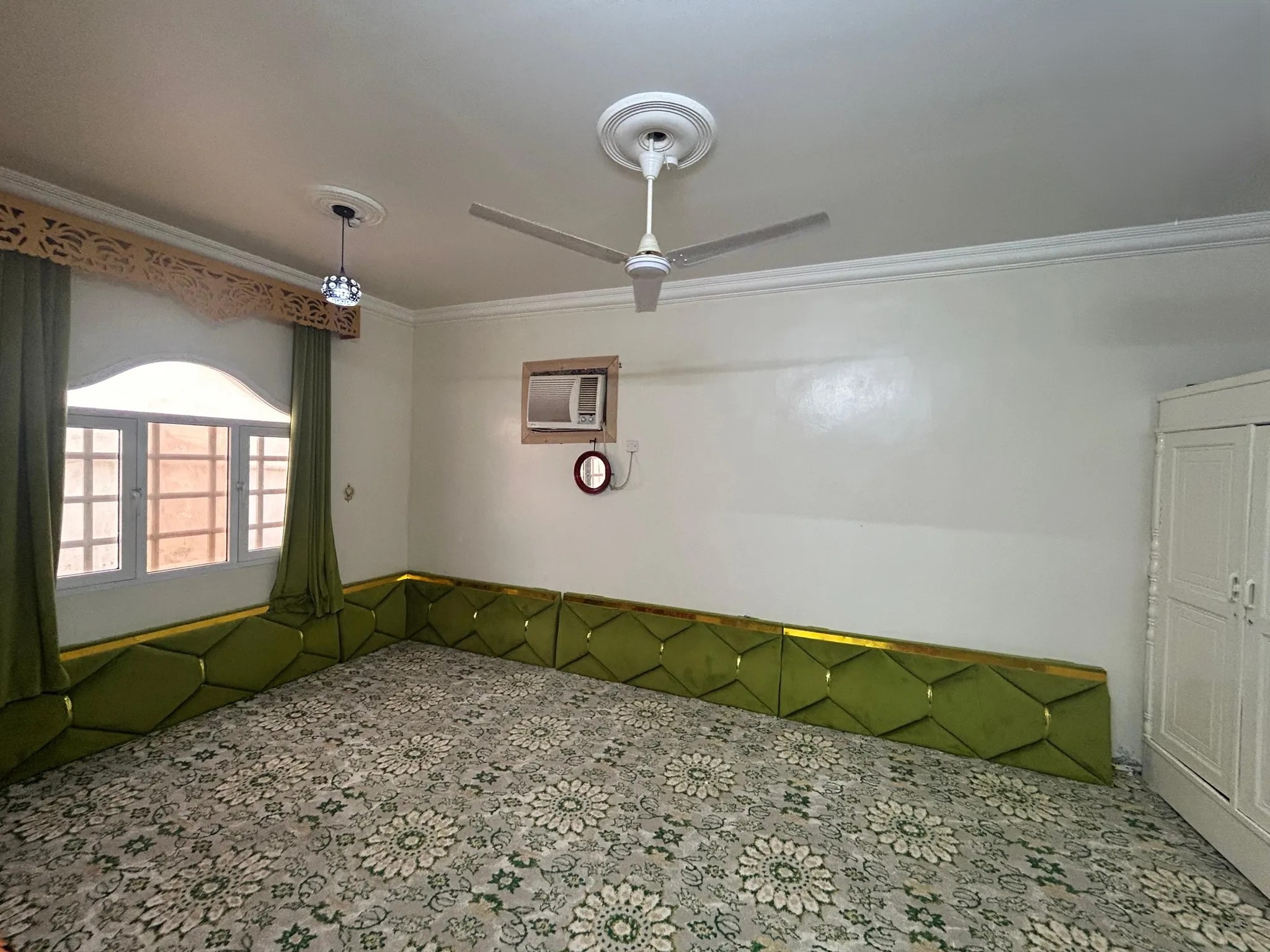 #بيت للايجار اليومي ف الاشخره