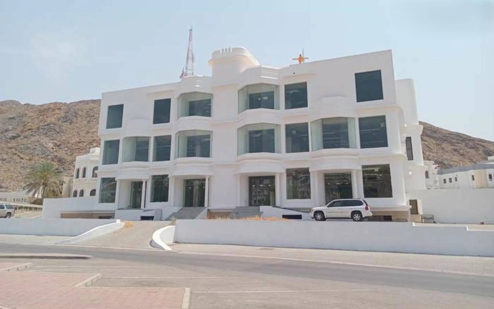 #مبنى تجاري للبيع / Commercial building for sale