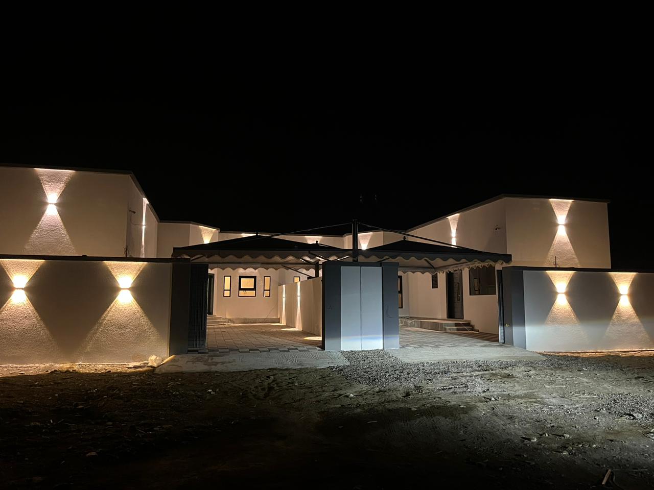 للبيع: توين فيلا جديده في منطقة حي الرفعه (سيح المكارم سابقا)في ولاية صحار