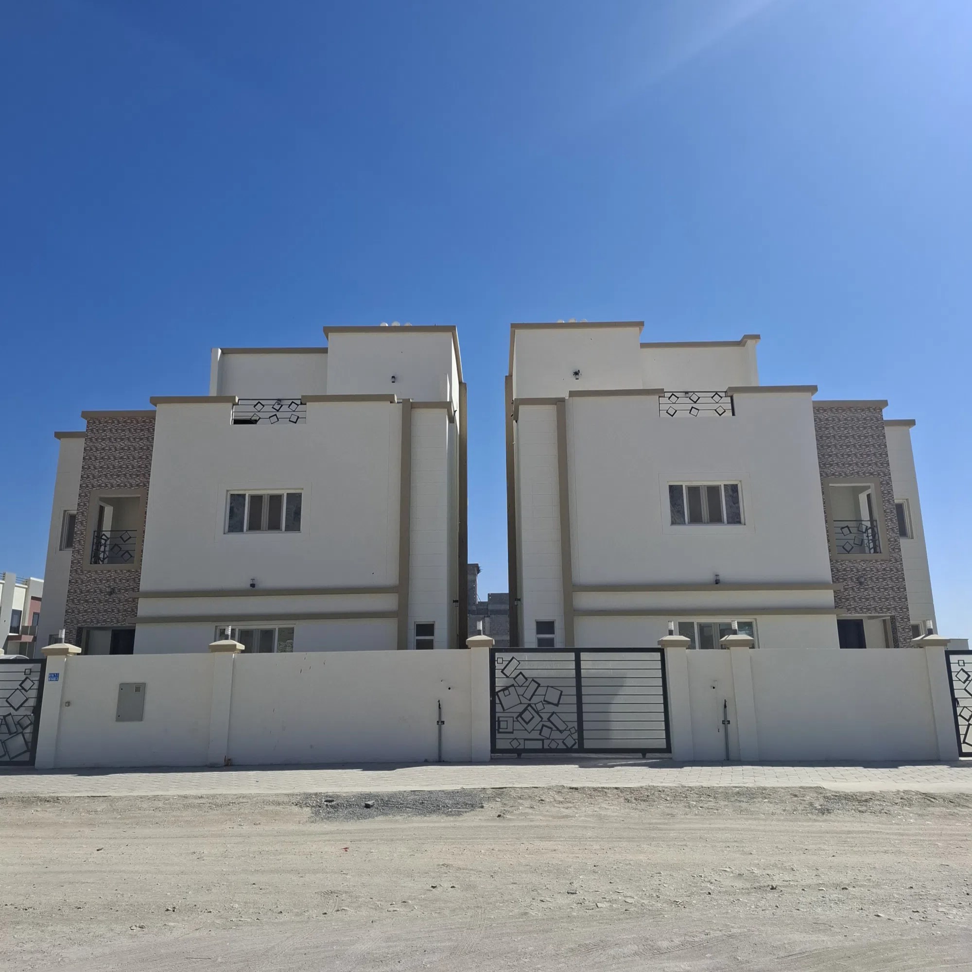 #مرتفعات العامرات (⁦⁦8/1⁩⁩) توين فيلا