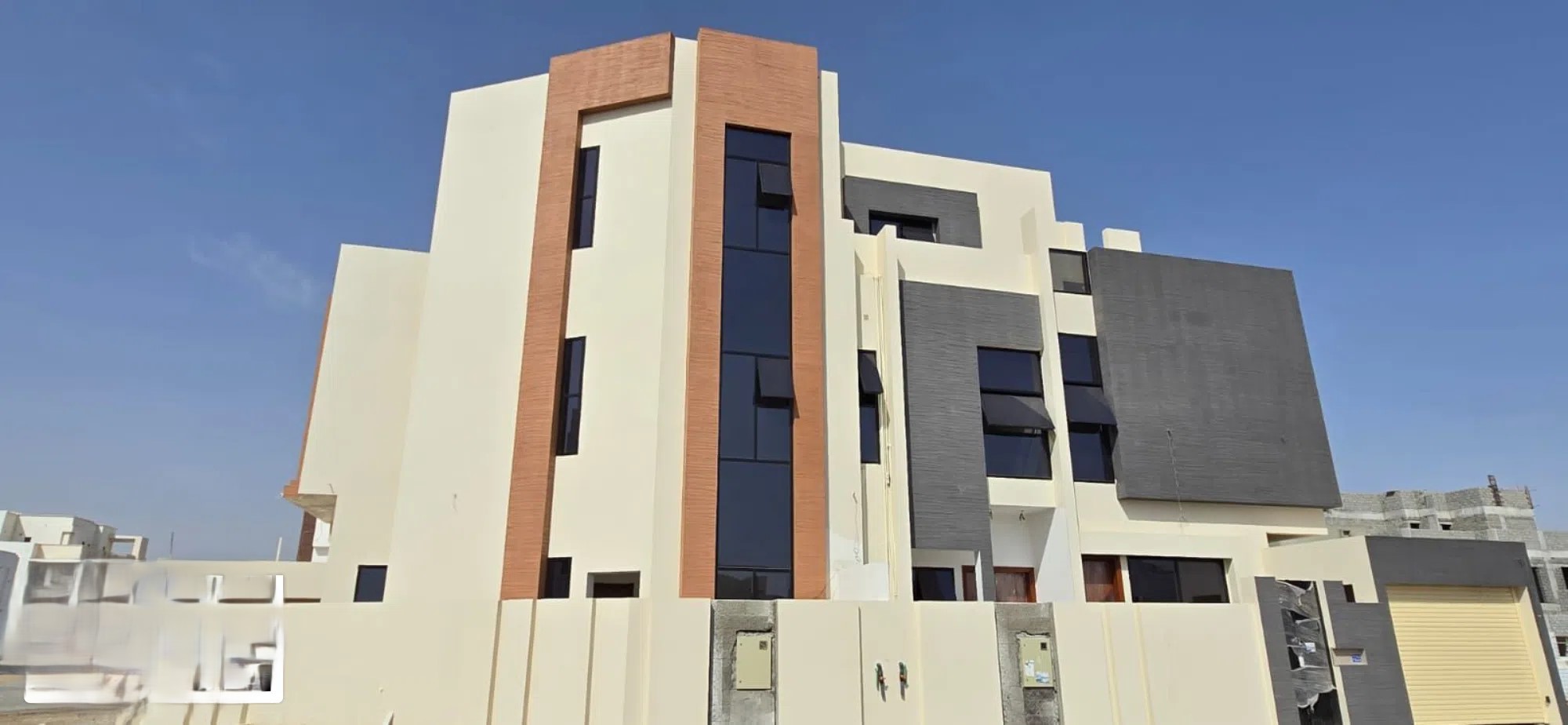 #توين فيلا فاخرة للبيع – الخوض السابعة بجانب جامعة السلطان قابوس