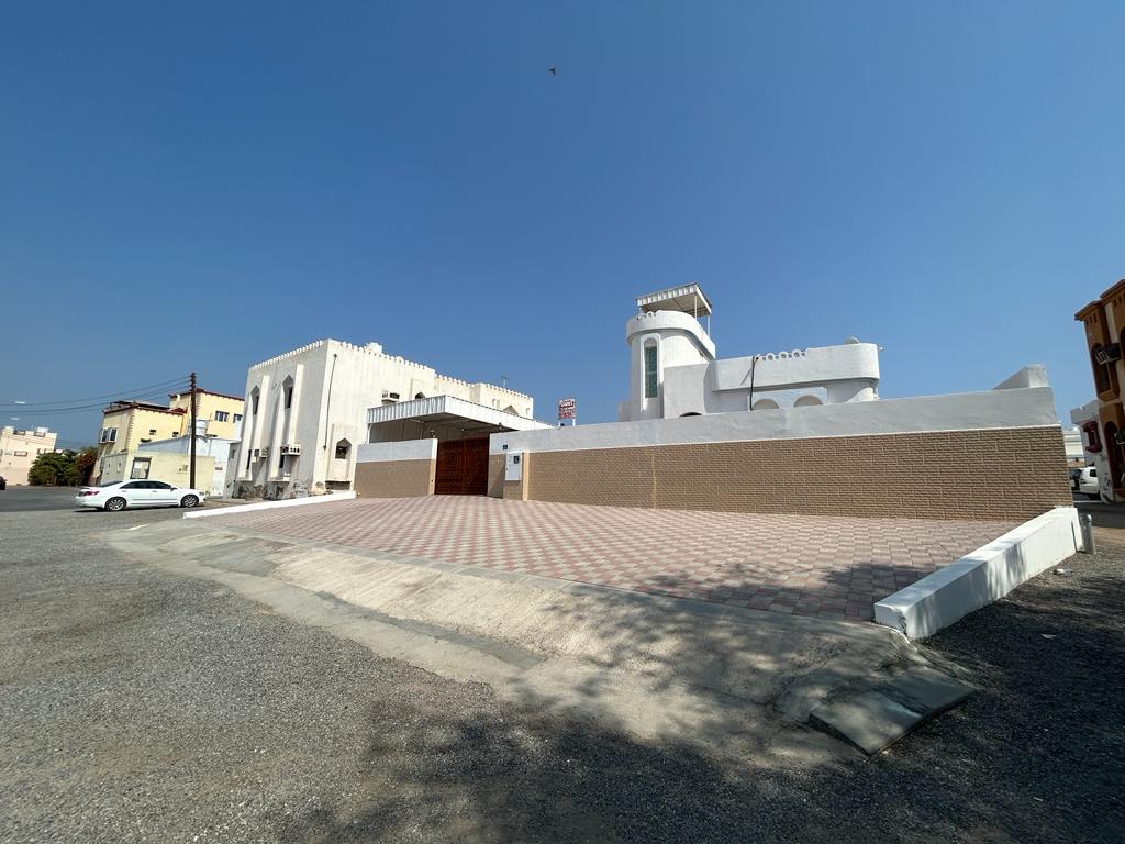 منزل بموقع مميز